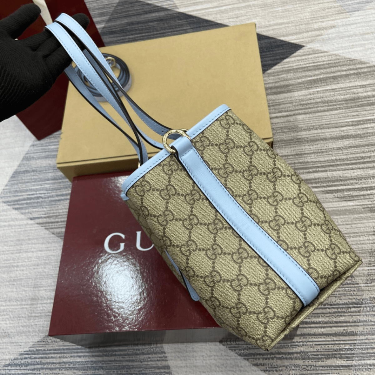 Large GG Emblem Shopper Gucci