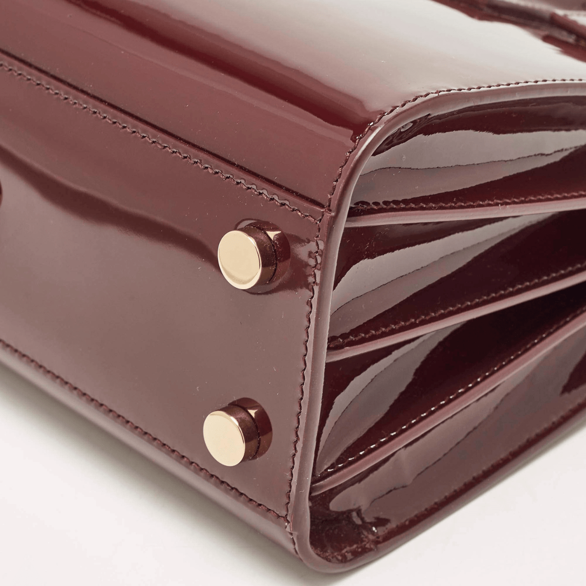 Yves Saint Laurent – Sac de Jour Nano aus Lackleder