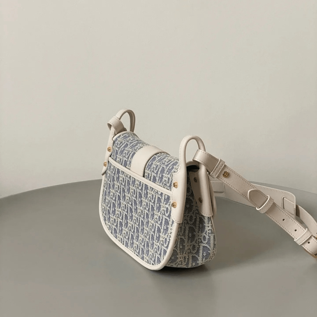 Dior 30 Montaigne Medium Satchel Tasche