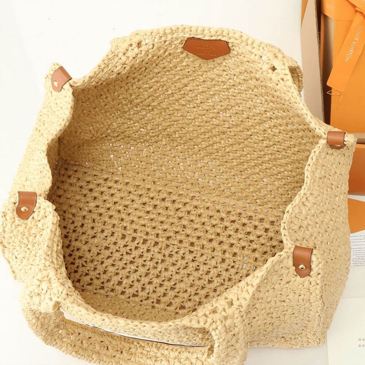 Louis Vuitton – By The Pool Raffia Onthego MM (M24723)