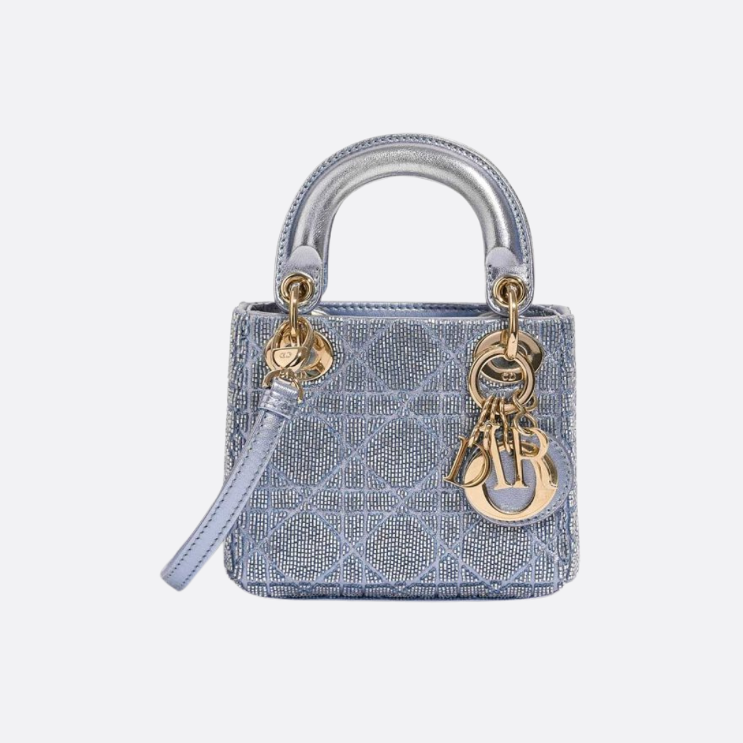 Lady Dior Micro-Tasche bestickt in Blau