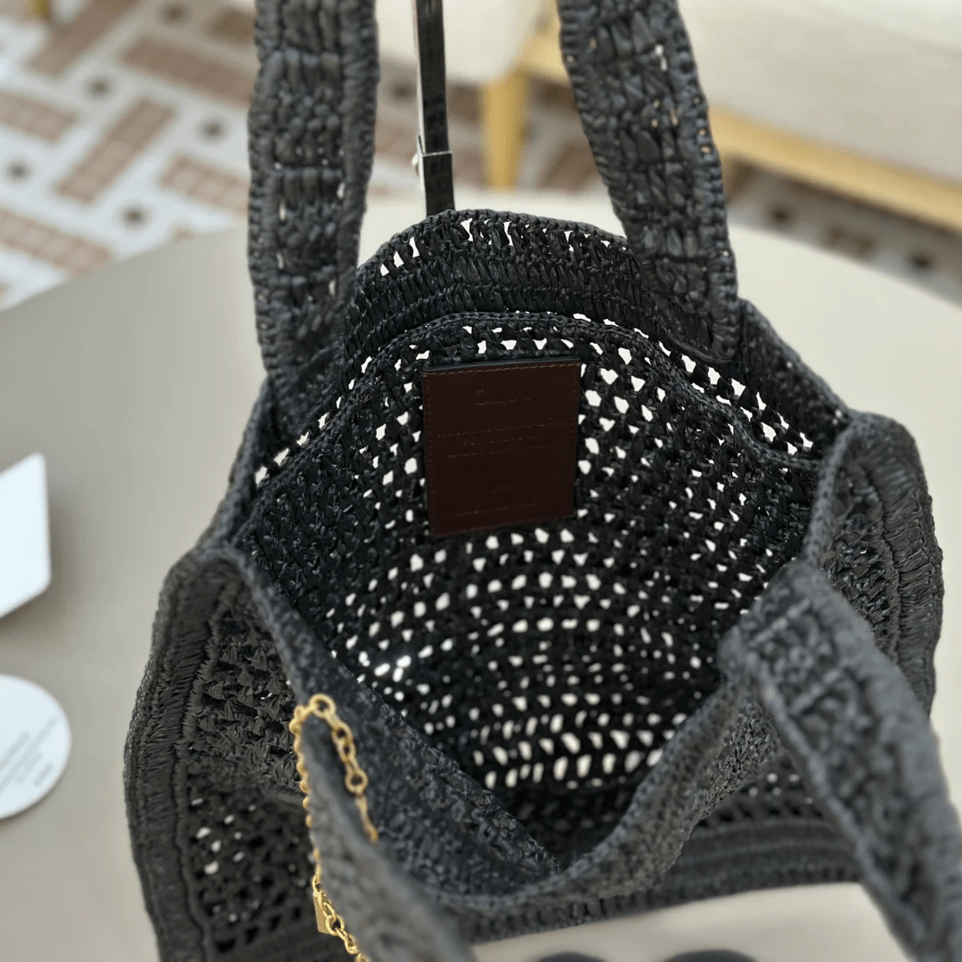 Chloé – Summer Banana Tasche aus Raffia