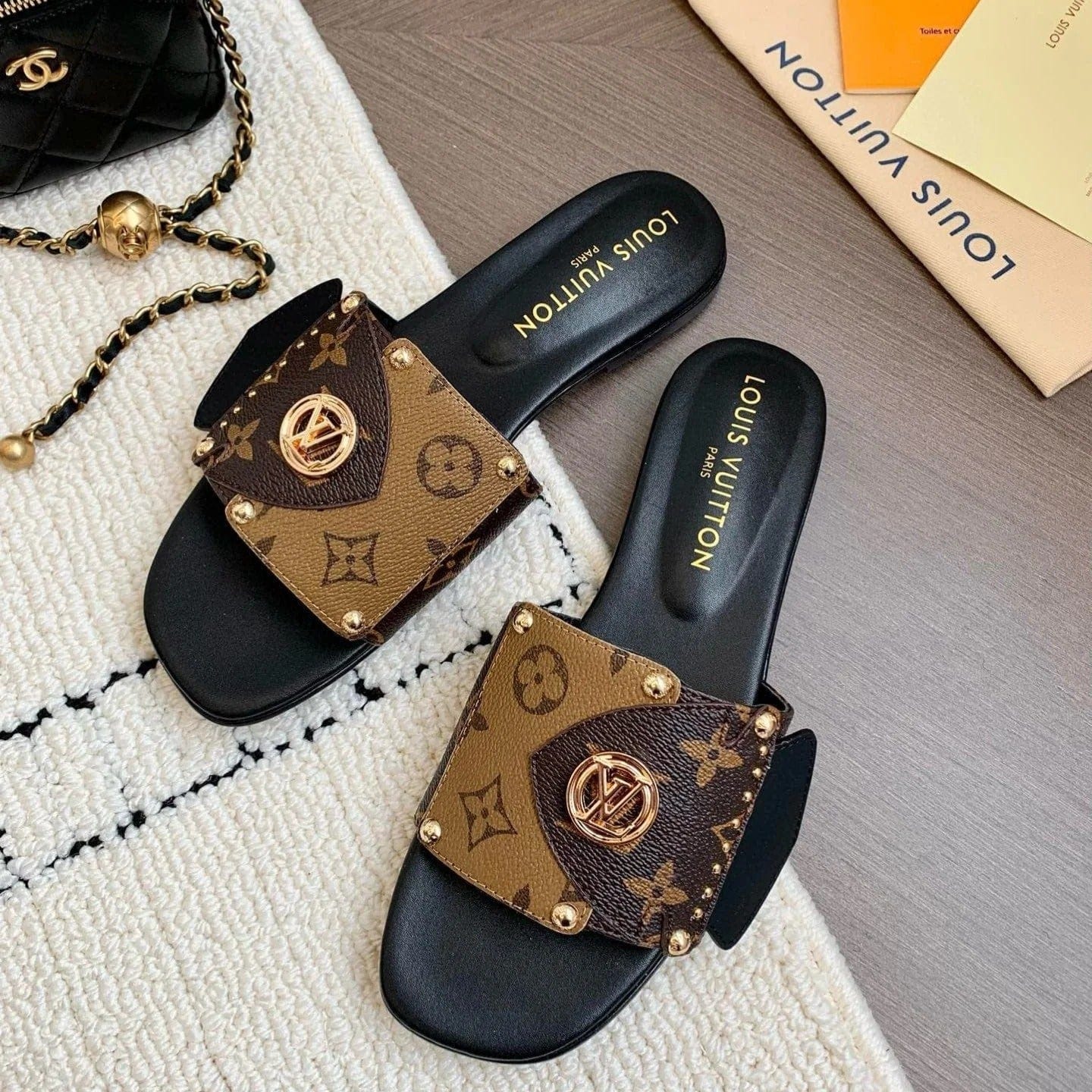 Louis Vuitton – LV Frame Mules Marron Cacao Leder