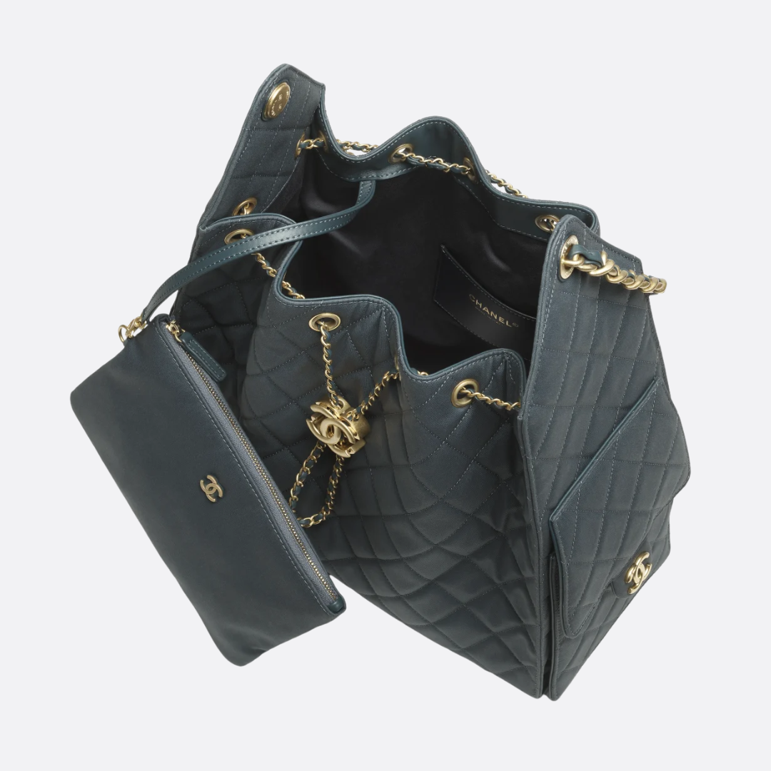 CHANEL 25 MEDIUM-TASCHE