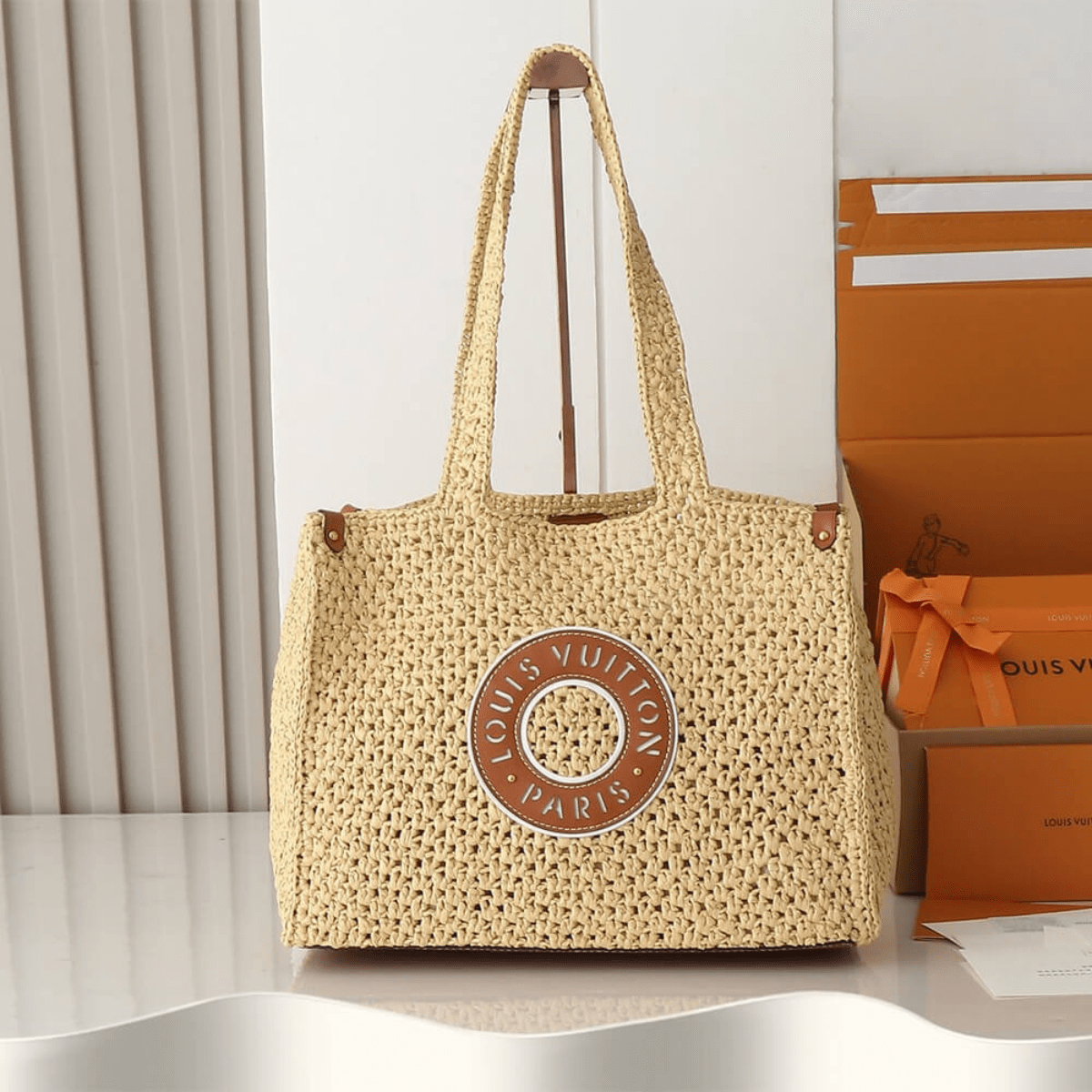 Louis Vuitton – By The Pool Raffia Onthego MM (M24723)