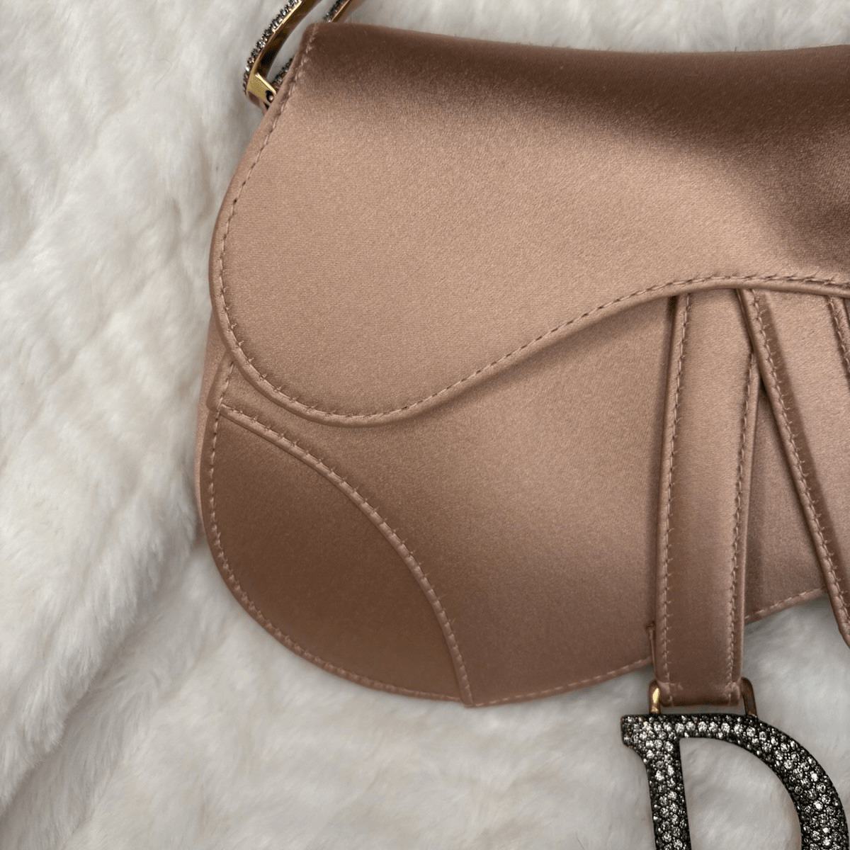 Dior Mini-Sattel-Tasche in Blush-Satin