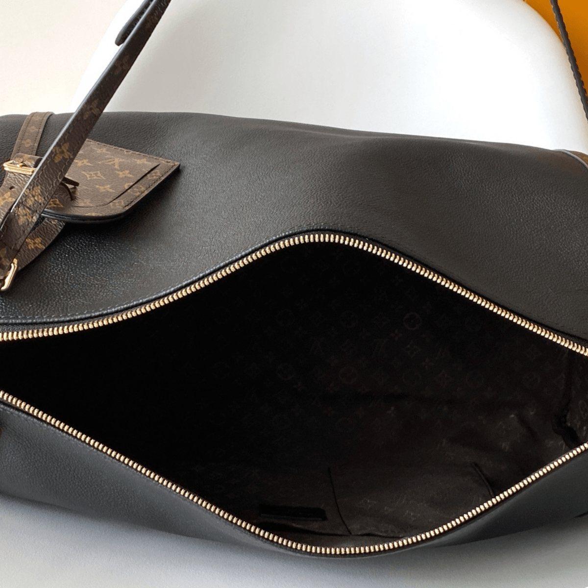 Louis Vuitton – Express PM Tasche