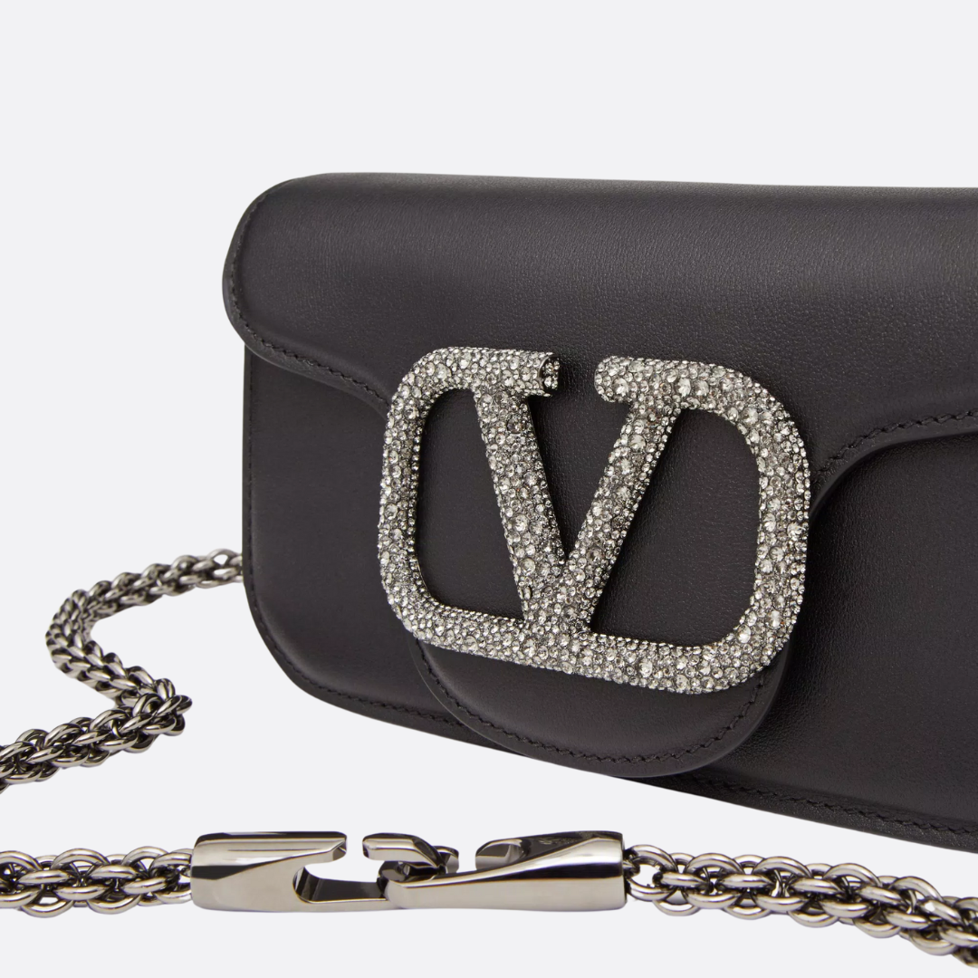 VALENTINO GARAVANI LOCÒ KLEINE SCHULTERTASCHE MIT SCHMUCKLOGO