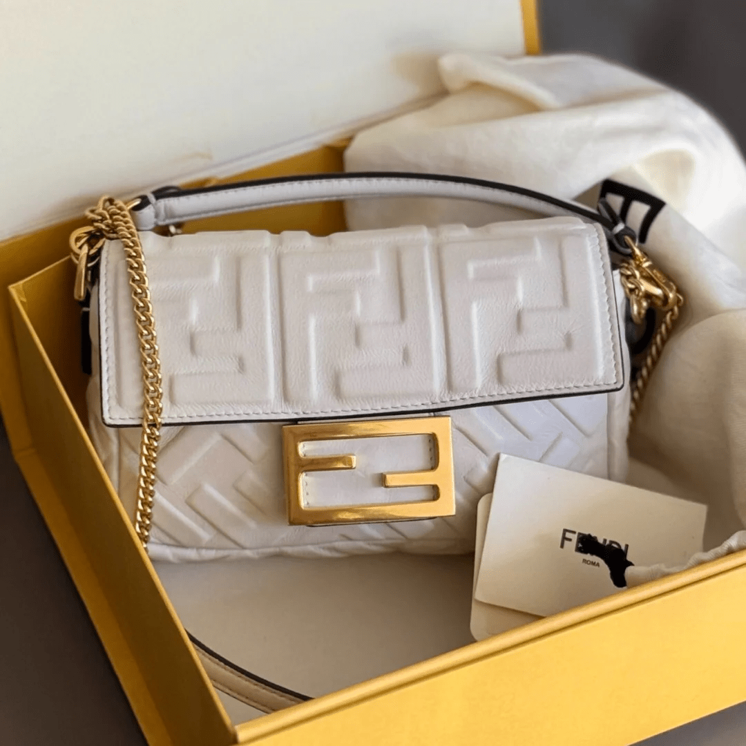 Fendi – Baguette