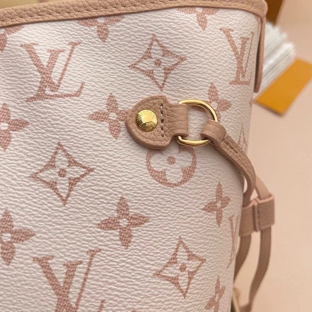 Louis Vuitton – Neverfull Inside Out MM